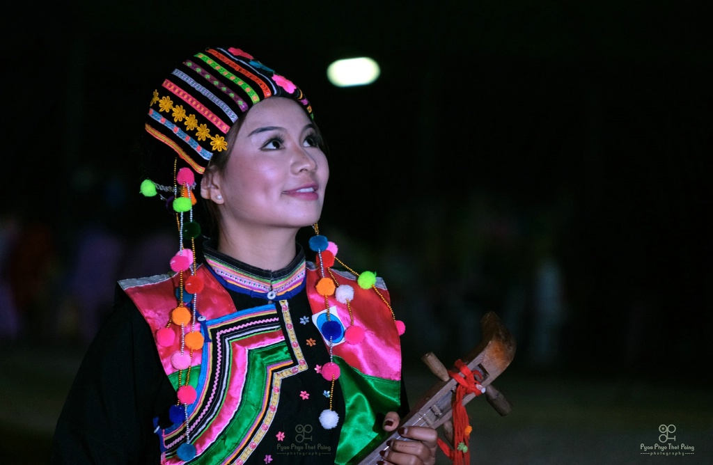 Le-Suu Traditional girl 