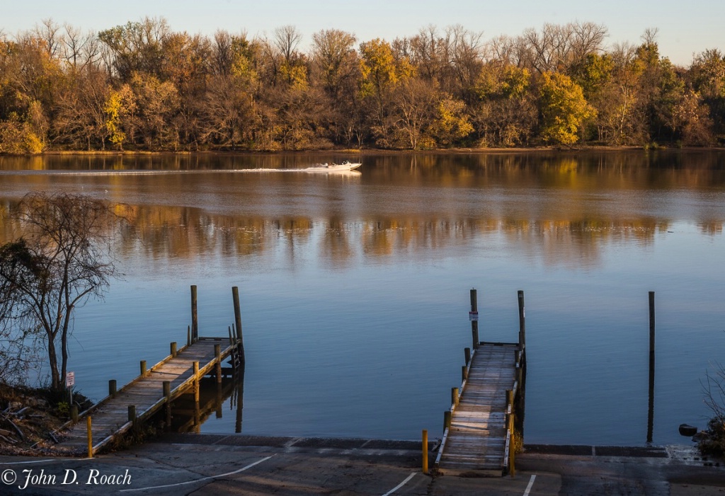 Morning on the River - ID: 15661936 © John D. Roach