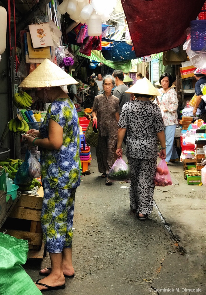 ~ ~ A DAY IN A VIETNAMESE MARKET ~ ~ 