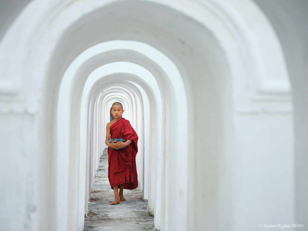 Under the White  - ID: 15673322 © Kyaw Kyaw Winn