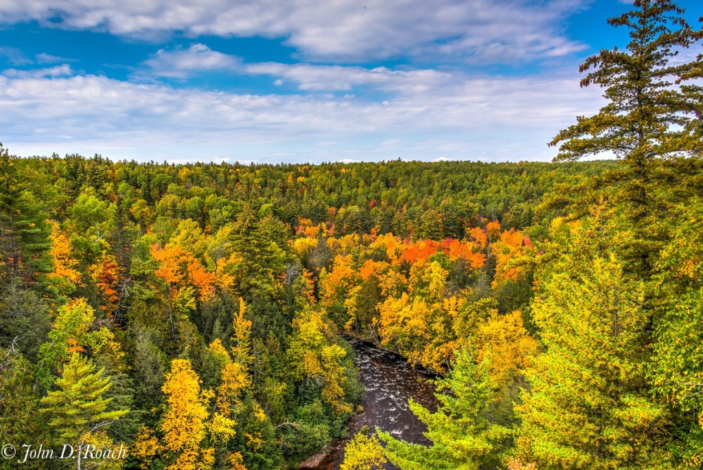 Wisconsin Northwoods in Fall - ID: 15675276 © John D. Roach