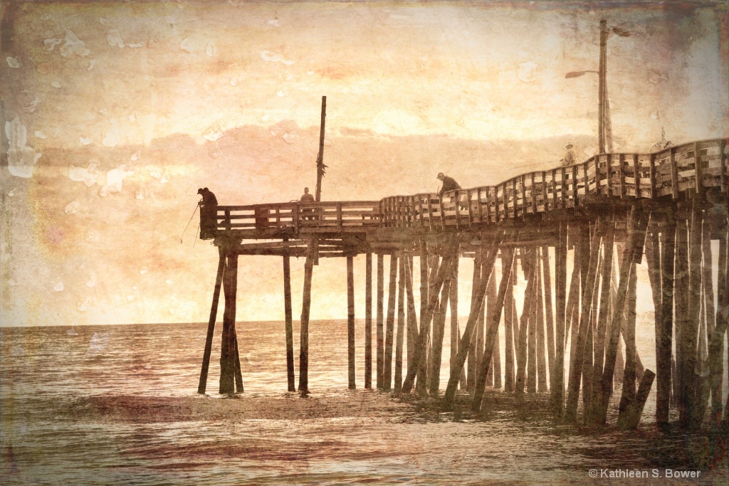 OBX Fishing Pier at Dawn