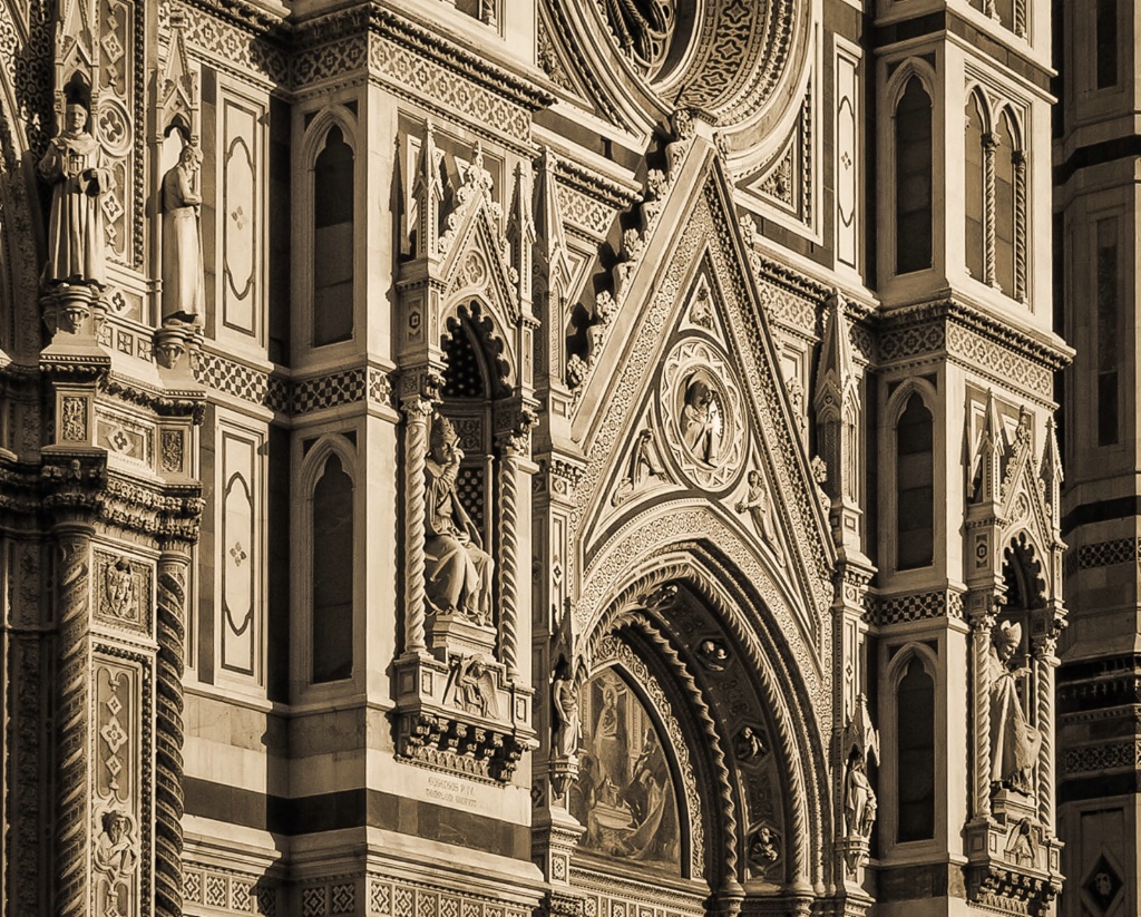 Duomo Facade, Florence, Italy - ID: 15679400 © John D. Roach
