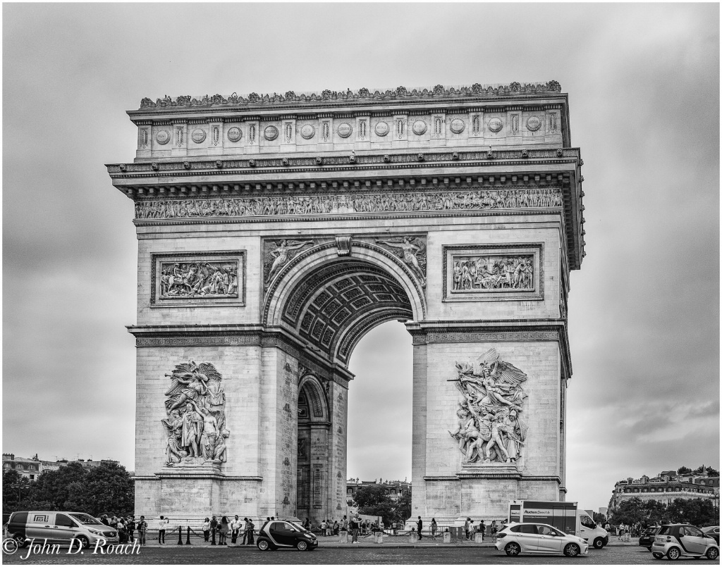Arch de Triomphe - ID: 15679459 © John D. Roach