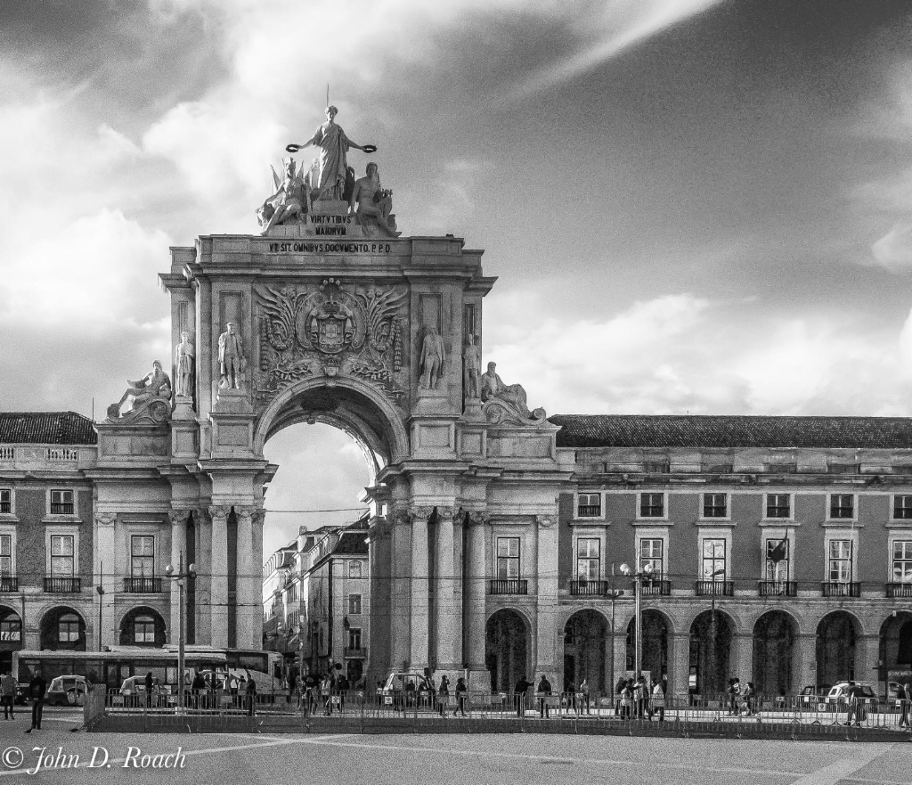 Praca do Comercio Lisbon Portugal - ID: 15679475 © John D. Roach