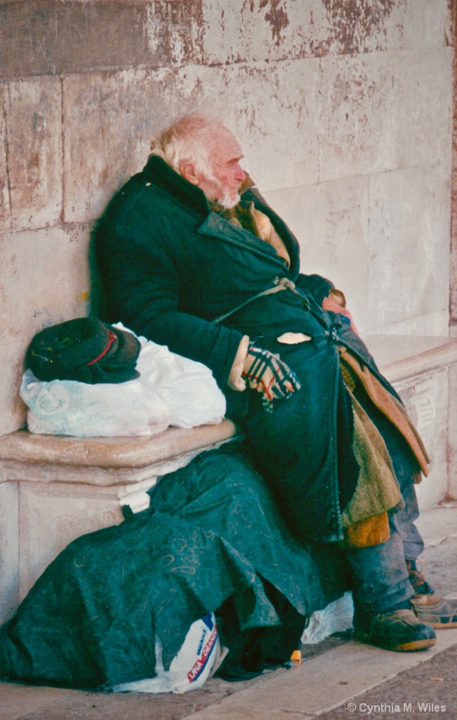 Homeless in Venice - ID: 15679806 © Cynthia M. Wiles
