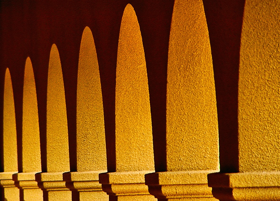 Golden Arches - ID: 15679936 © Jeff Robinson