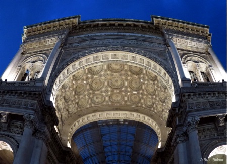 Arch above, Milan IT
