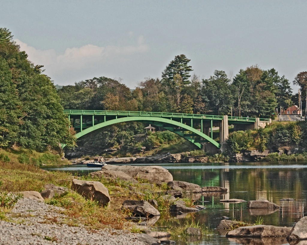 Narrowsburg, NY Bridge - ID: 15702704 © William S. Briggs