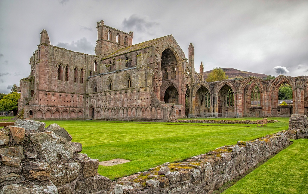 Melrose Abbey 2