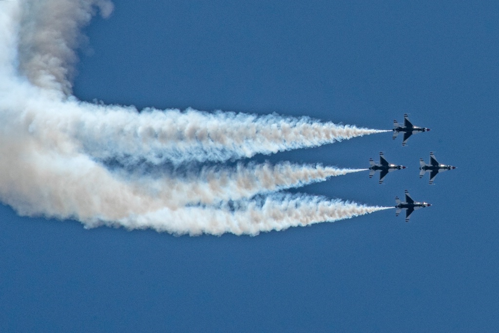 Thunderbirds in Perfect Formation - ID: 15707367 © William S. Briggs