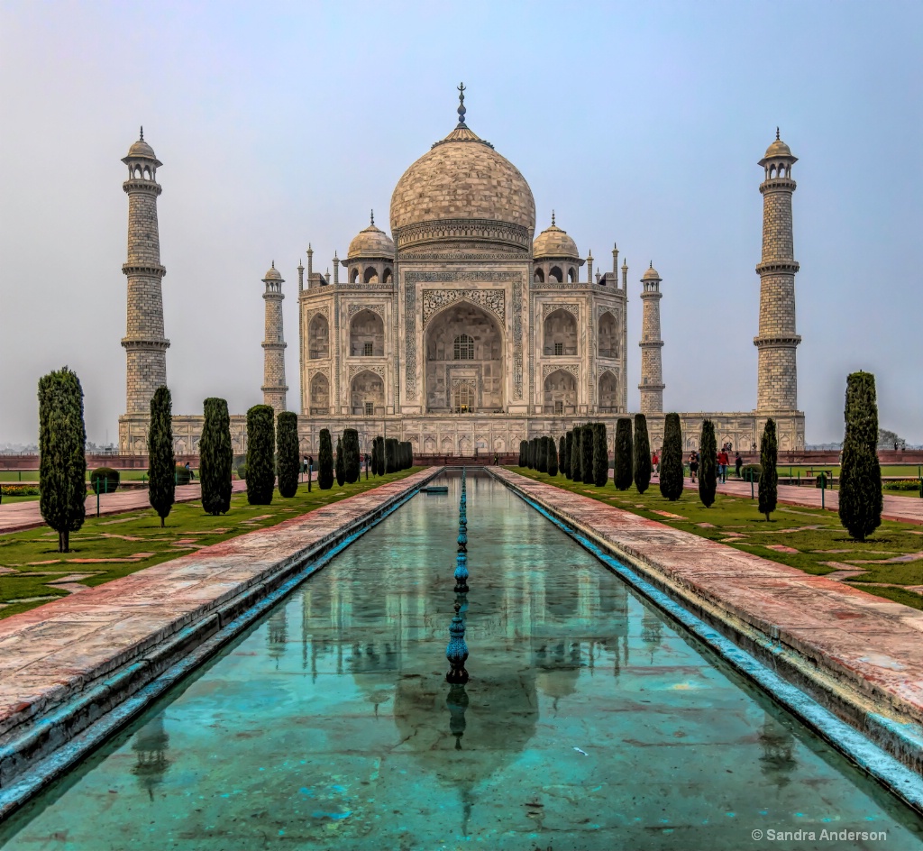 Taj Mahal Symmetry