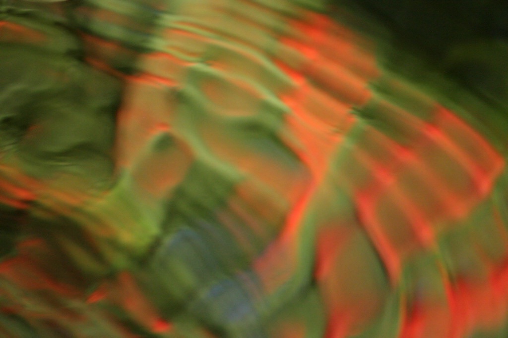 Red and Green, flowing