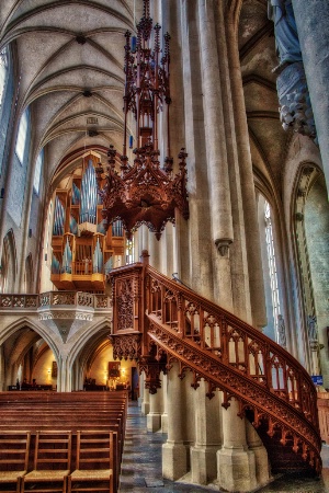 Jacobskirche - A View from the Front